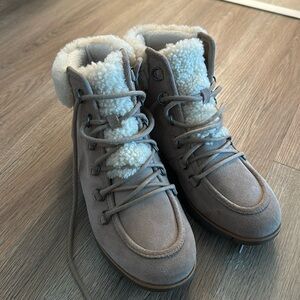 Sorel winter ankle boots